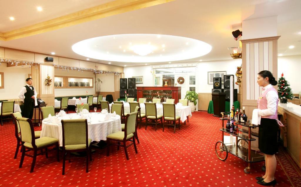 Sunjin Grand Hotel Улан-Батор Экстерьер фото