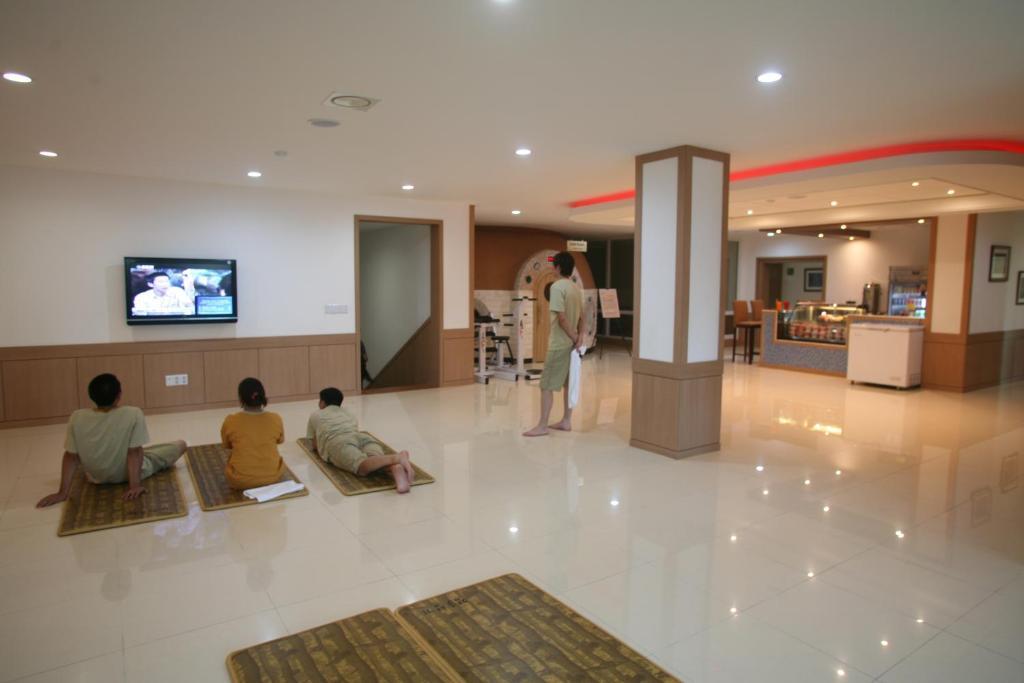 Sunjin Grand Hotel Улан-Батор Экстерьер фото