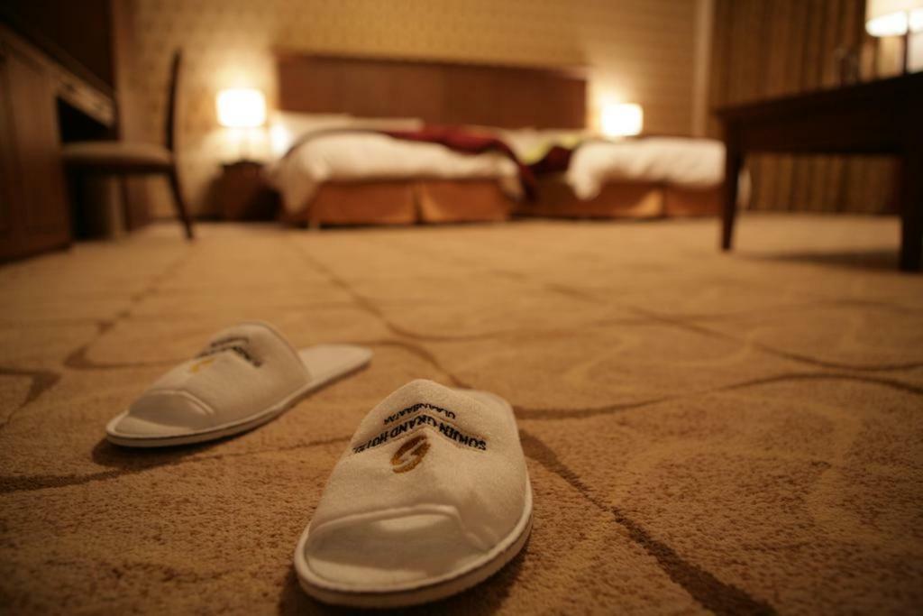 Sunjin Grand Hotel Улан-Батор Экстерьер фото